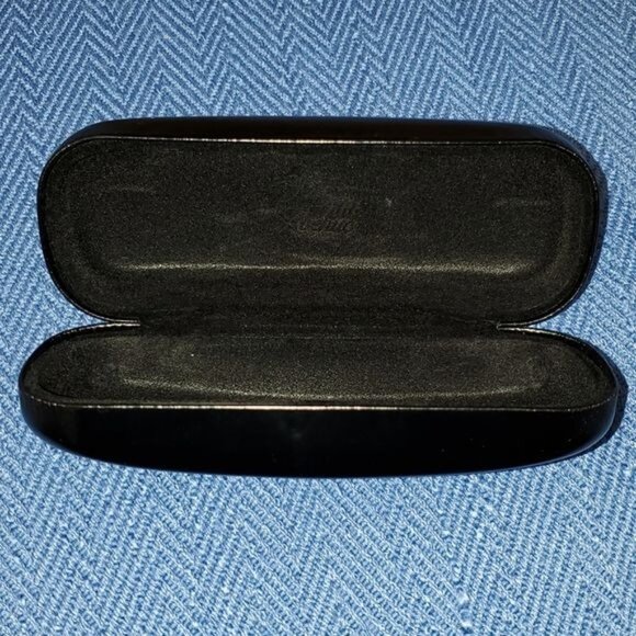 Jessica Simpson Sunglasses Saks Fifth Avenue Hard Case Glasses WOMEN'S WOMAN'S - Picture 9 of 15